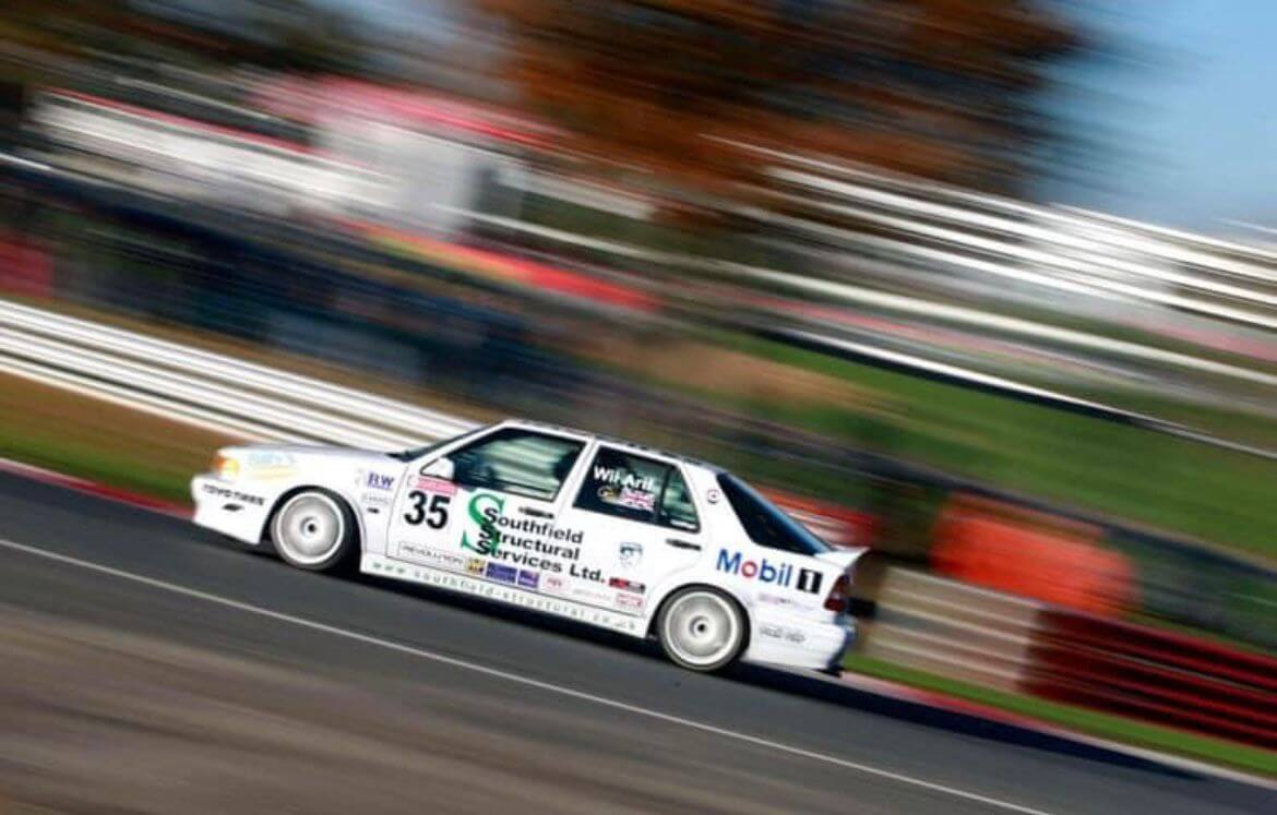 Bracklesham garage Saab 9000